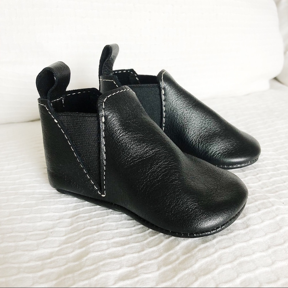 Freshly Picked Chelsea Boot Size 4 NEVER WORN!